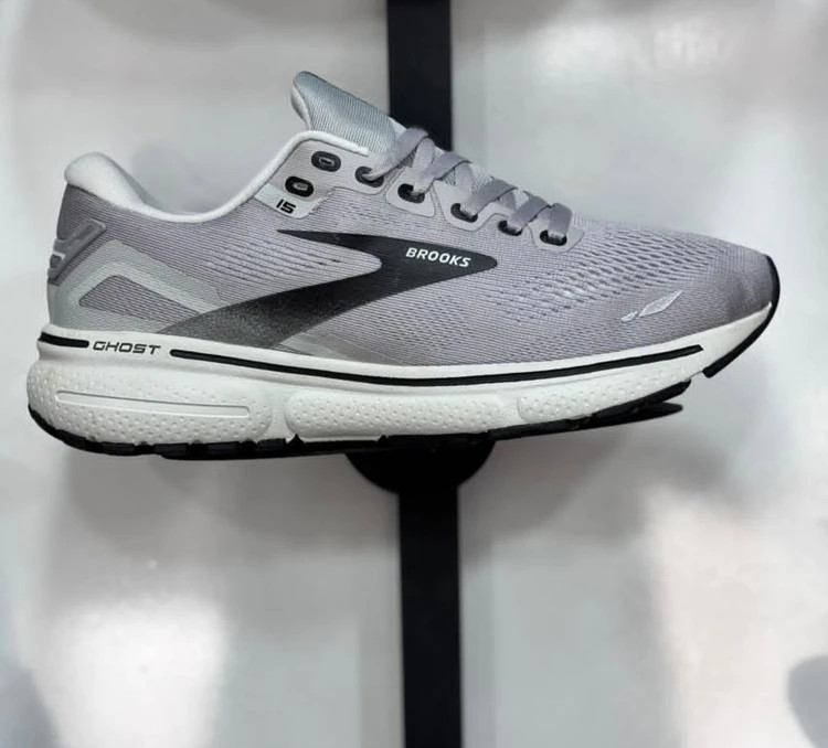 کتونی مسترکوالیتی بروکس گاست 15 /Brooks Ghost 15/سایز 36 الی 45/فروش عمده و تک