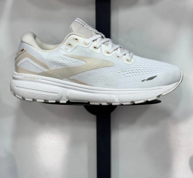 کتونی مسترکوالیتی بروکس گاست 15 /Brooks Ghost 15/سایز 36 الی 45/فروش عمده و تک