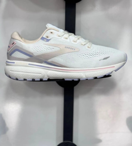 کتونی مسترکوالیتی بروکس گاست 15 /Brooks Ghost 15/سایز 36 الی 45/فروش عمده و تک