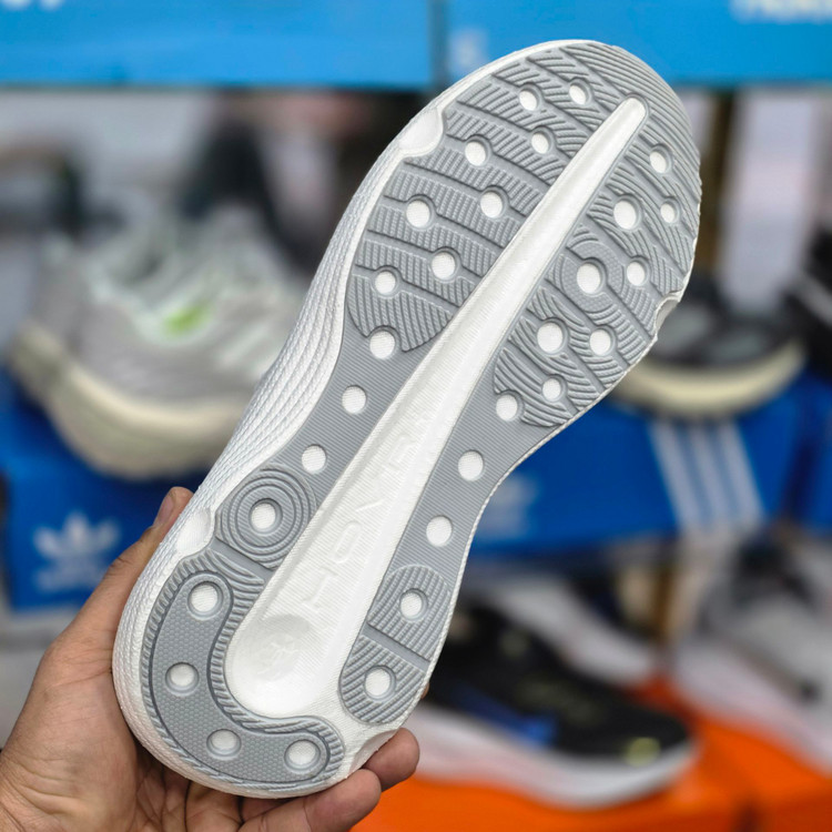 کتونی آندرآرمور اینفینیت الیت 2 مسترکوالیتی /Under Armour Infinit Elite 2/سایز 40 الی 45/فروش عمده و تک