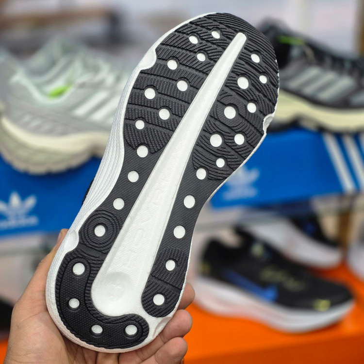 کتونی آندرآرمور اینفینیت الیت 2 مسترکوالیتی /Under Armour Infinit Elite 2/سایز 40 الی 45/فروش عمده و تک