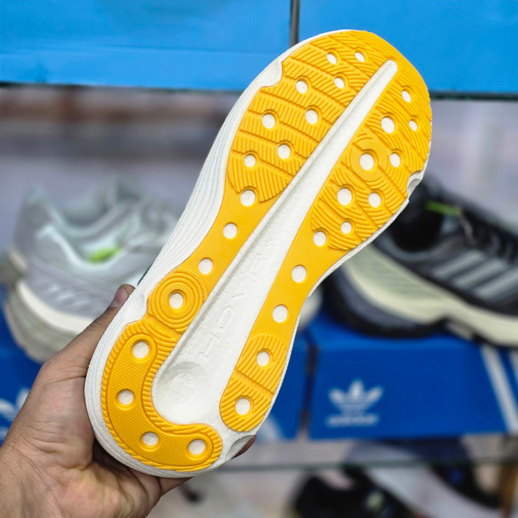 کتونی آندرآرمور اینفینیت الیت 2 مسترکوالیتی /Under Armour Infinit Elite 2/سایز 40 الی 45/فروش عمده و تک