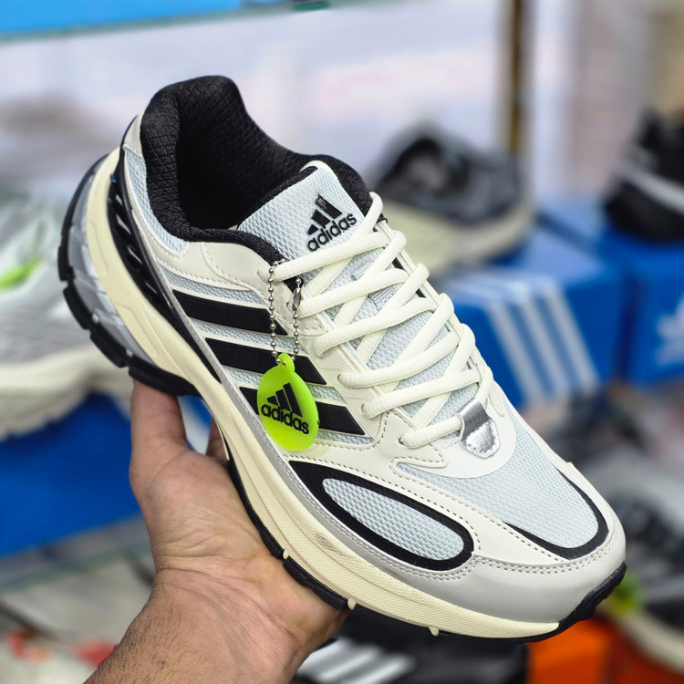 کتونی ادیداس ریسپانس CL مسترکوالیتی /سایز 40 الی 45/Adidas Response CL/فروش عمده و تک