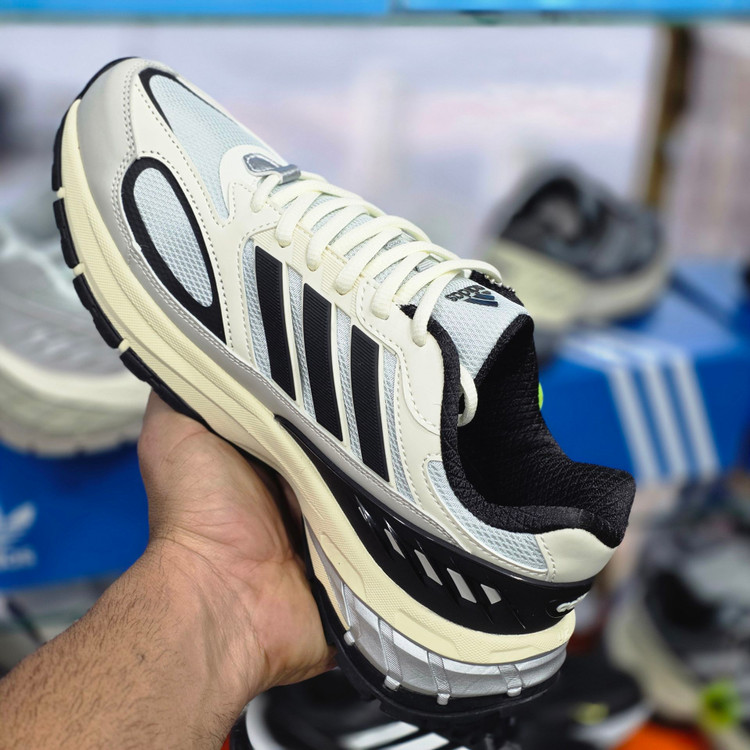 کتونی ادیداس ریسپانس CL مسترکوالیتی /سایز 40 الی 45/Adidas Response CL/فروش عمده و تک