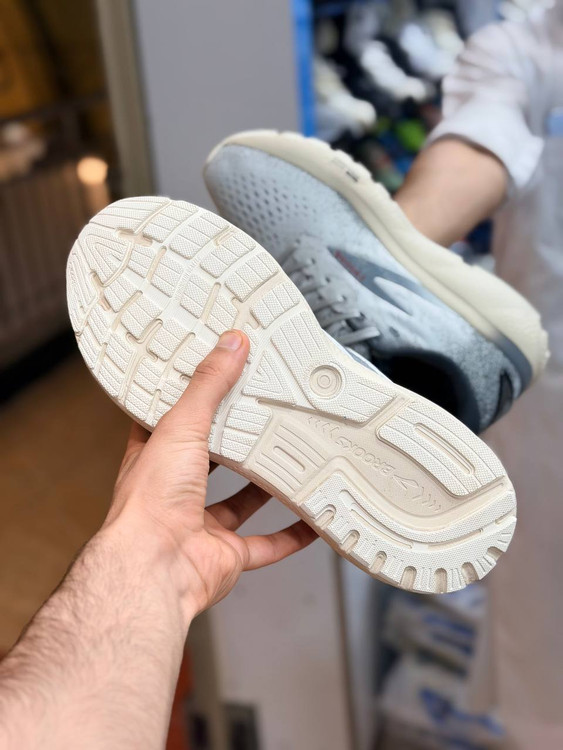 کتونی بروکس گاست 16 مسترکوالیتی /Brooks Ghost 16/سایز 40 الی 45/فروش عمده و تک
