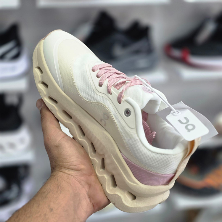 کتونی آن رانینگ کیوسی کلودتیلت 2 لووه مسترکوالیتی/On Running Cloudtilt 2 Loewe/سایز 37 الی 40/فروش عمده و تک