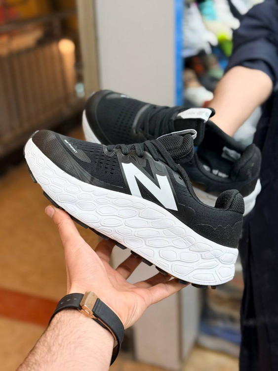 کتونی نیوبالانس فرش فوم مسترکوالیتی /New Balance Fresh Foam/سایز 40 الی 45/فروش عمده و تک