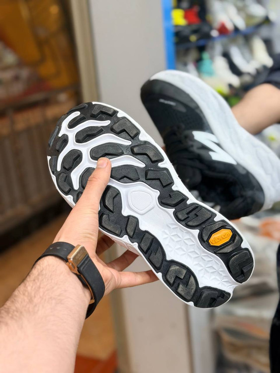 کتونی نیوبالانس فرش فوم مسترکوالیتی /New Balance Fresh Foam/سایز 40 الی 45/فروش عمده و تک