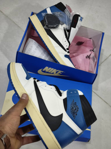 کتونی نایک ایر جردن ساق دار مسترکوالیتی ویتنامی /سایز 40 الی 45/Nike Air jordan/فروش عمده و تک