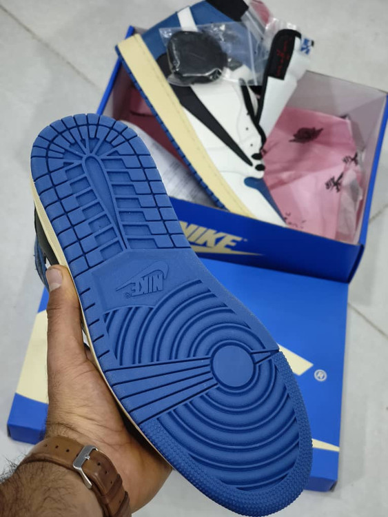 کتونی نایک ایر جردن ساق دار مسترکوالیتی ویتنامی /سایز 40 الی 45/Nike Air jordan/فروش عمده و تک