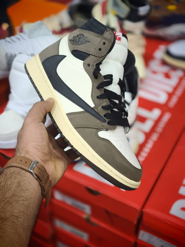 کتونی نایک ایر جردن ساق دار مسترکوالیتی ویتنامی /سایز 40 الی 45/Nike Air jordan/فروش عمده و تک