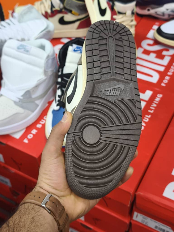 کتونی نایک ایر جردن ساق دار مسترکوالیتی ویتنامی /سایز 40 الی 45/Nike Air jordan/فروش عمده و تک