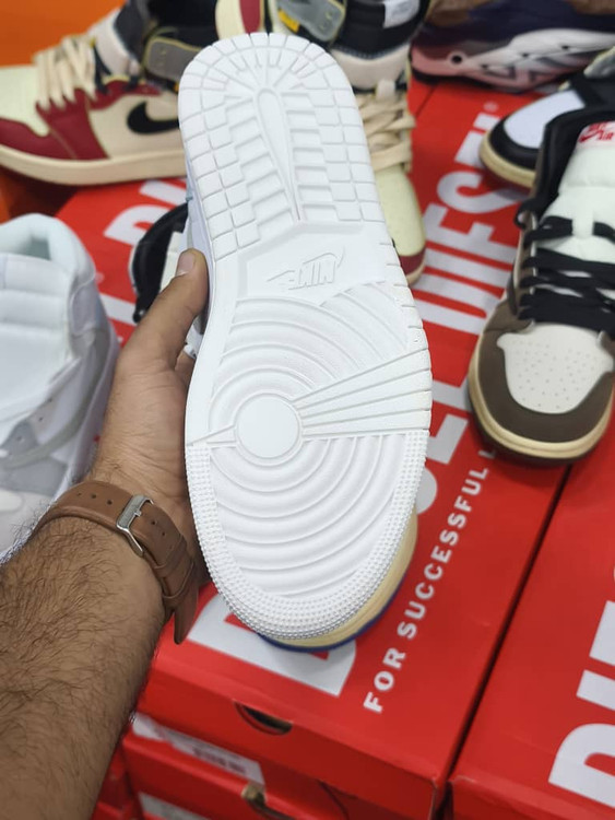 کتونی نایک ایر جردن ساق دار مسترکوالیتی ویتنامی /سایز 40 الی 45/Nike Air jordan/فروش عمده و تک