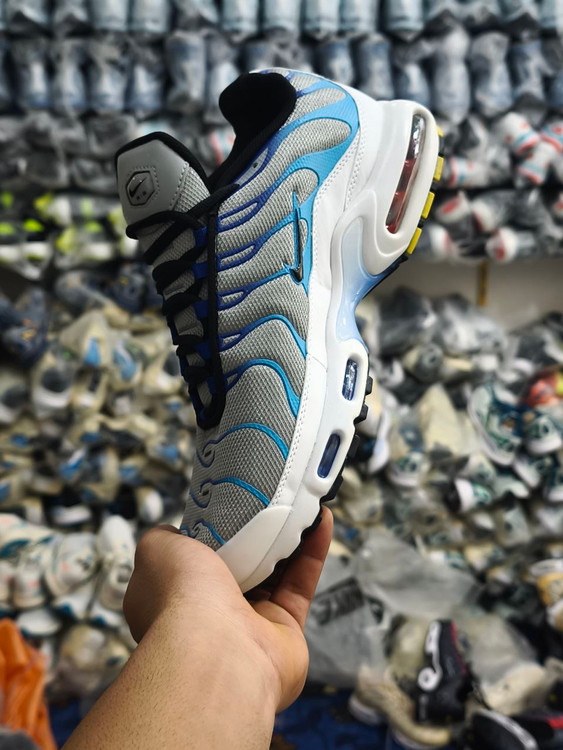 کتونی نایک ایرمکس تی ان پلاس مسترکوالیتی / سایز 40 الی 46 /Nike Air Max TN Plus / فروش عمده و تک