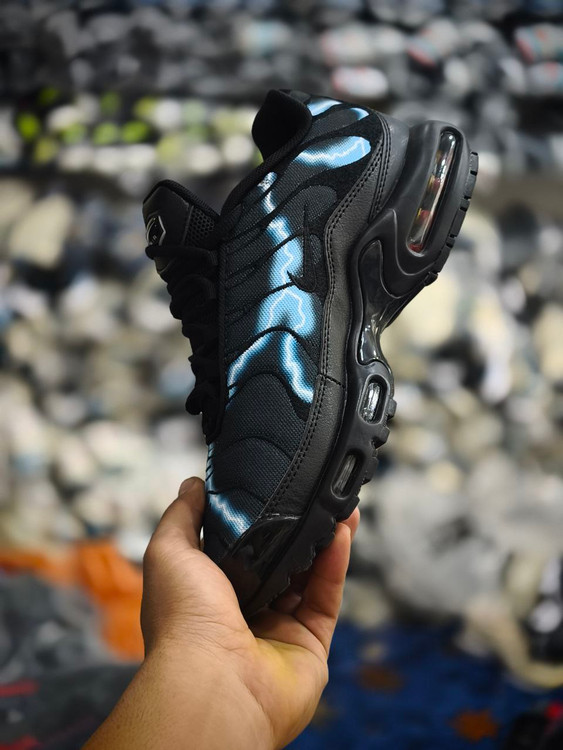 کتونی نایک ایرمکس تی ان پلاس مسترکوالیتی / سایز 40 الی 46 /Nike Air Max TN Plus / فروش عمده و تک
