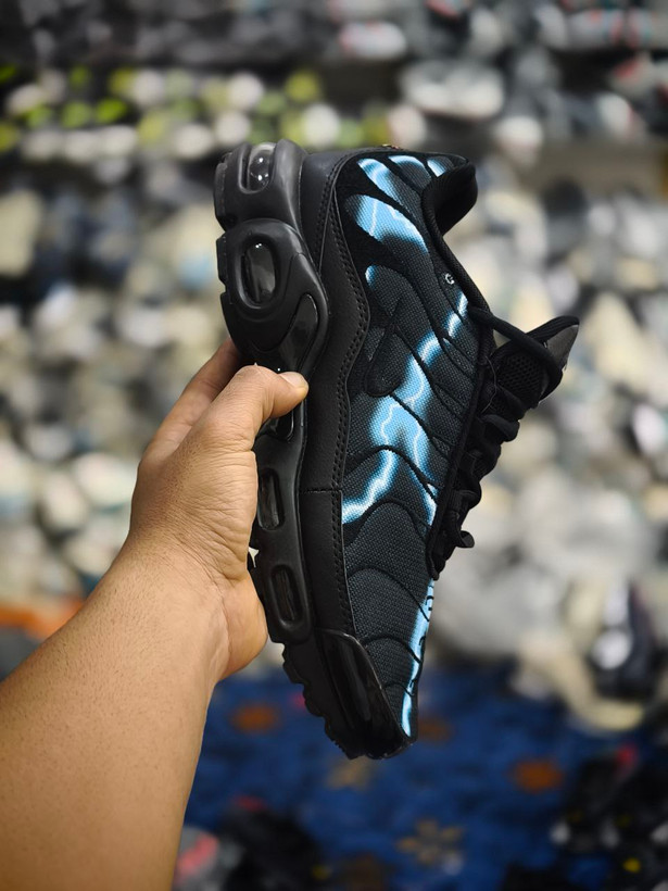 کتونی نایک ایرمکس تی ان پلاس مسترکوالیتی / سایز 40 الی 46 /Nike Air Max TN Plus / فروش عمده و تک