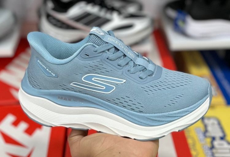 کتونی اسکیچرز سایز زنانه مدل مکس ران | سایز ۳۷ الی ۴۰ | Skechers Max Run