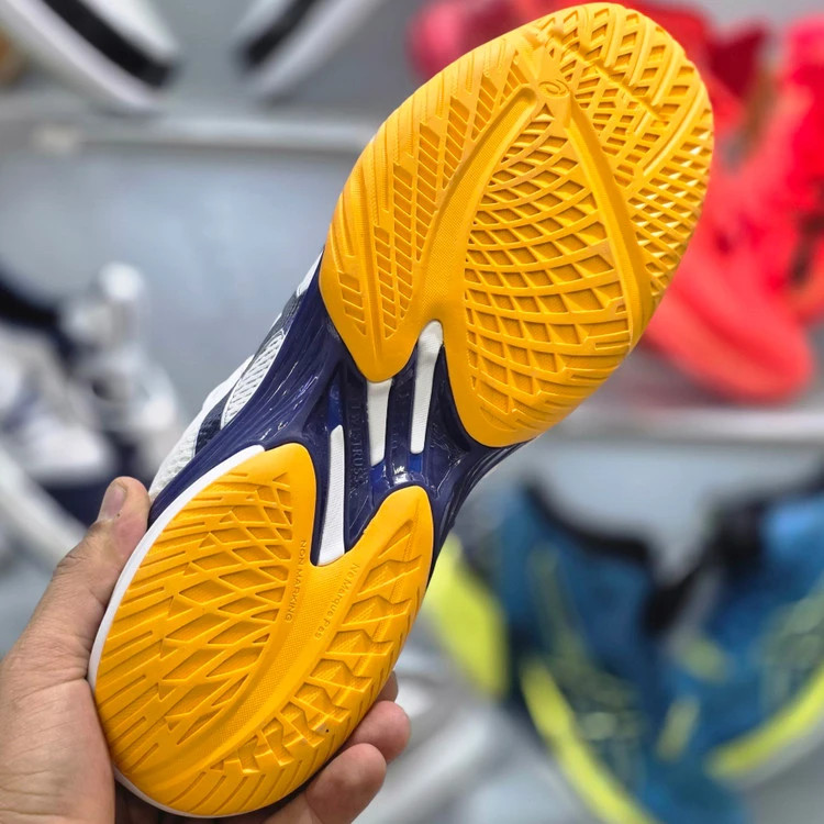 کتونی والیبالی اسیکس مستر کوالیتی/سایز 40 الی 46/Asics Indoor Sky Elite /فروش عمده و تک