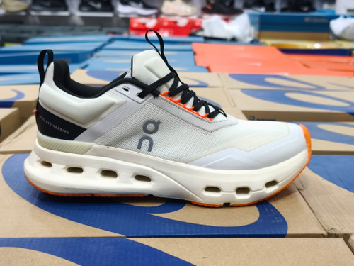 کتونی آن رانینگ مسترکوالیتی | سایز ۴۰ الی ۴۵ | On Running Cloud tech