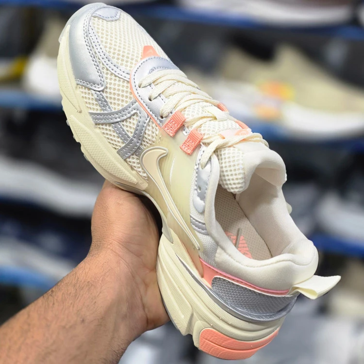 کتونی نایک وی تو کی مسترکوالیتی /سایز 37 الی 40/Nike V2k Run/ فروش عمده و تک