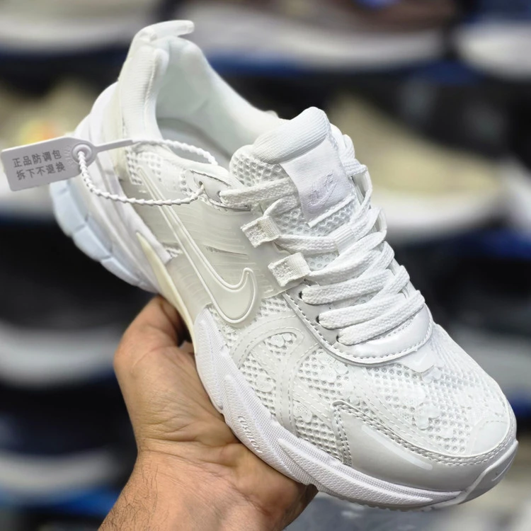 کتونی نایک وی تو کی مسترکوالیتی /سایز 37 الی 40/Nike V2k Run/ فروش عمده و تک