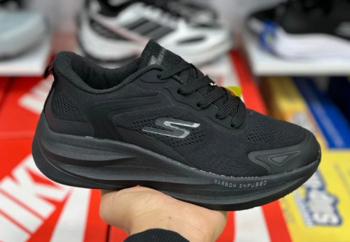 کتونی اسکیچرز گوران کربن مسترکوالیتی/سایز 37 الی 40/Skechers Gorun Carbon/فروش عمده و تک