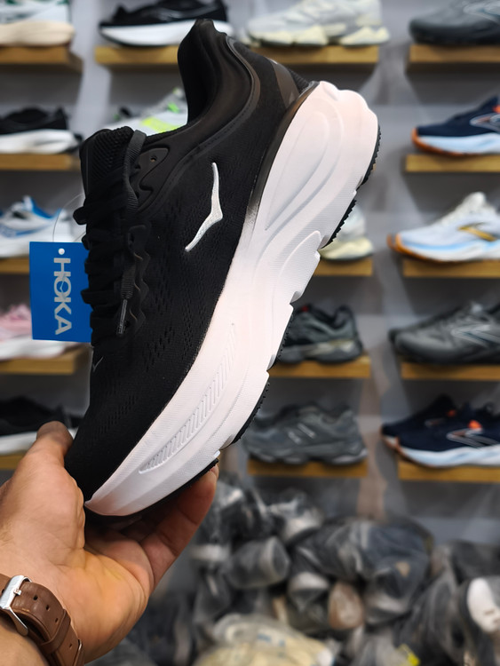 کتونی رانینگ هوکا باندی 9 مسترکوالیتی /سایز 40 تا 45/Hoka Bondi 9/فروش عمده و تک