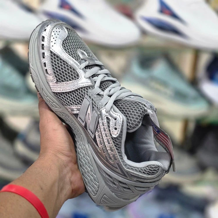 کتونی نیوبالانس 1906 مسترکوالیتی /سایز ۴۰ الی ۴۵/New Balance 1906/فروش عمده و تک