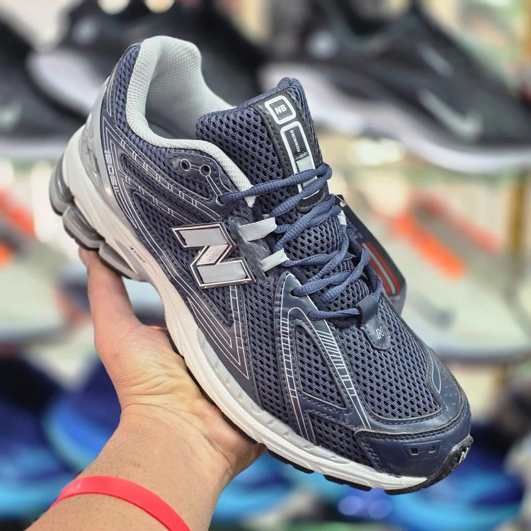 کتونی نیوبالانس 1906 مسترکوالیتی /سایز ۴۰ الی ۴۵/New Balance 1906/فروش عمده و تک