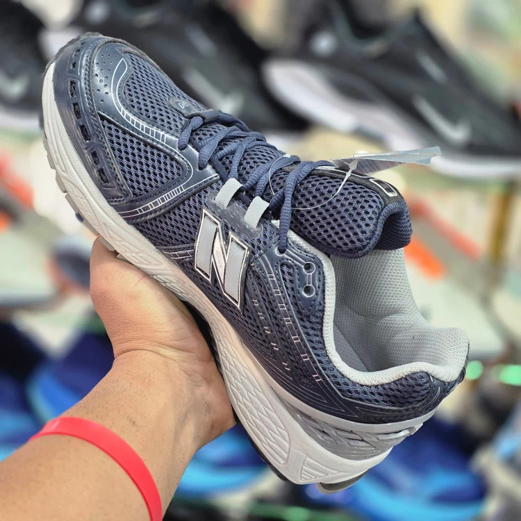 کتونی نیوبالانس 1906 مسترکوالیتی /سایز ۴۰ الی ۴۵/New Balance 1906/فروش عمده و تک