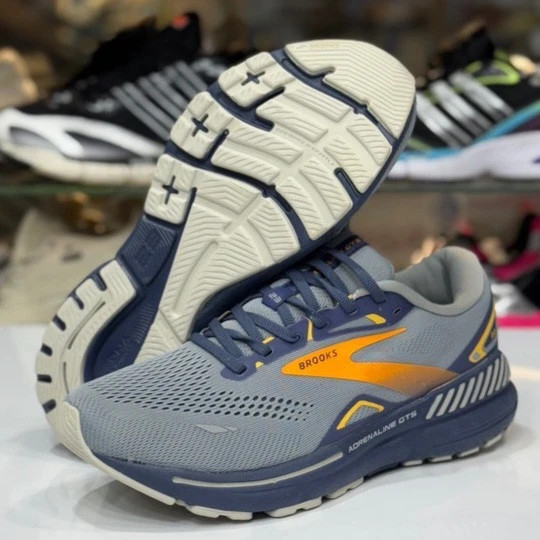 کتونی بروکس ادرنالین 23/رنگ بندی جذاب/Brooks Adrenaline 23/ فروش عمده و تک