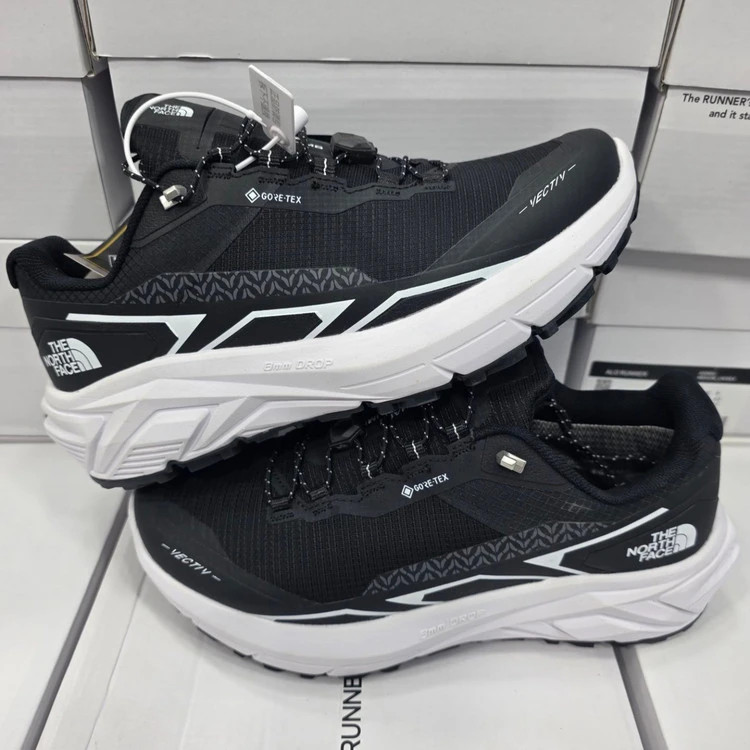 کتونی نورث فیس مسترکوالیتی /سایز 40 الی 45/The North Face/ فروش عمده و تک