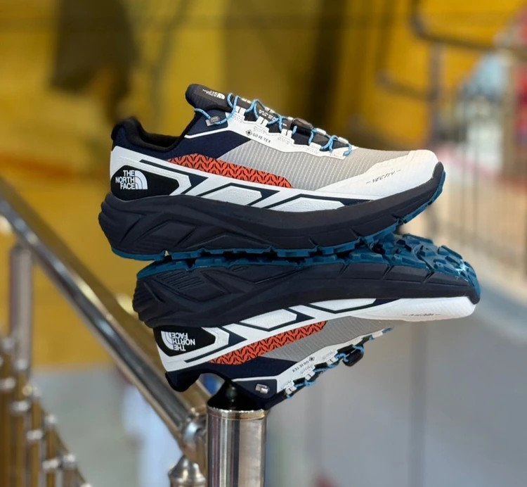 کتونی نورث فیس مسترکوالیتی /سایز 40 الی 45/The North Face/ فروش عمده و تک