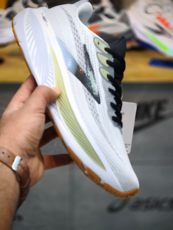 کتونی بروکس گاست 17 مسترکوالیتی /Brooks Ghost 17/سایز 40 الی 45/فروش عمده و تک