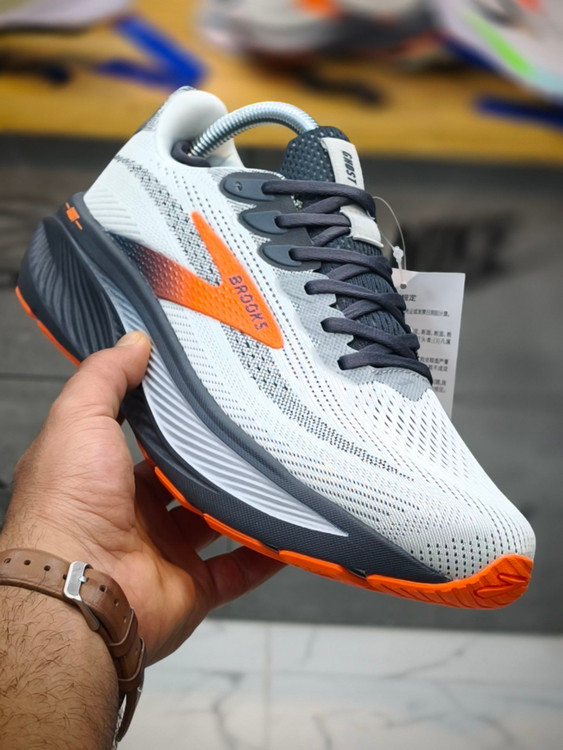 کتونی بروکس گاست 17 مسترکوالیتی /Brooks Ghost 17/سایز 40 الی 45/فروش عمده و تک