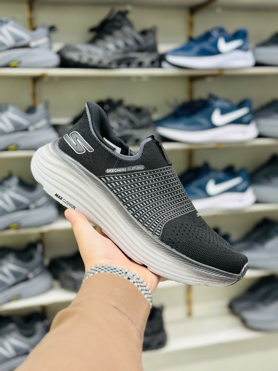 کتونی اسکیچرز بدون بند مسترکوالیتی /سایز 40 تا 45/Skechers Max Cushioning/فروش عمده و تک