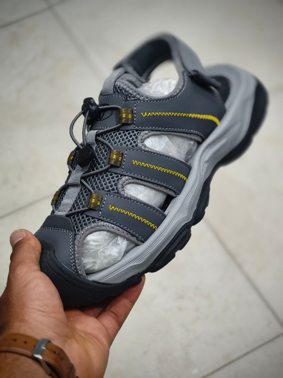 صندل تویوتا مسترکوالیتی /Toyota Sandals/سایز:40 الی 45/ فروش عمده و تک