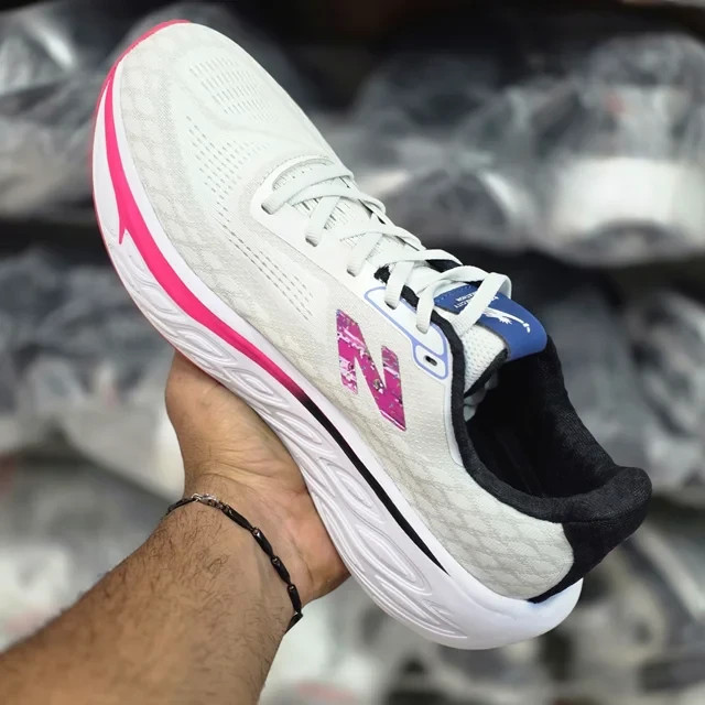 کتونی نیوبالانس فرش فوم مسترکوالیتی /New Balance Fresh Foam/سایز 36 الی 45/فروش عمده و تک