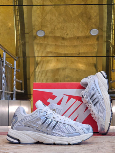 کتونی ادیداس ریسپانس CL مسترکوالیتی /سایز 40 الی 45/Adidas Response CL/فروش عمده و تک