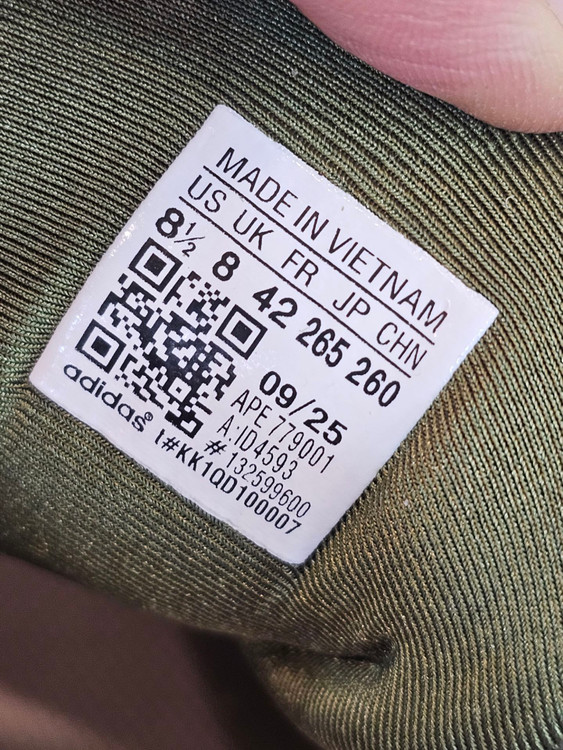 کتونی ادیداس ریسپانس CL مسترکوالیتی /سایز 40 الی 45/Adidas Response CL/فروش عمده و تک