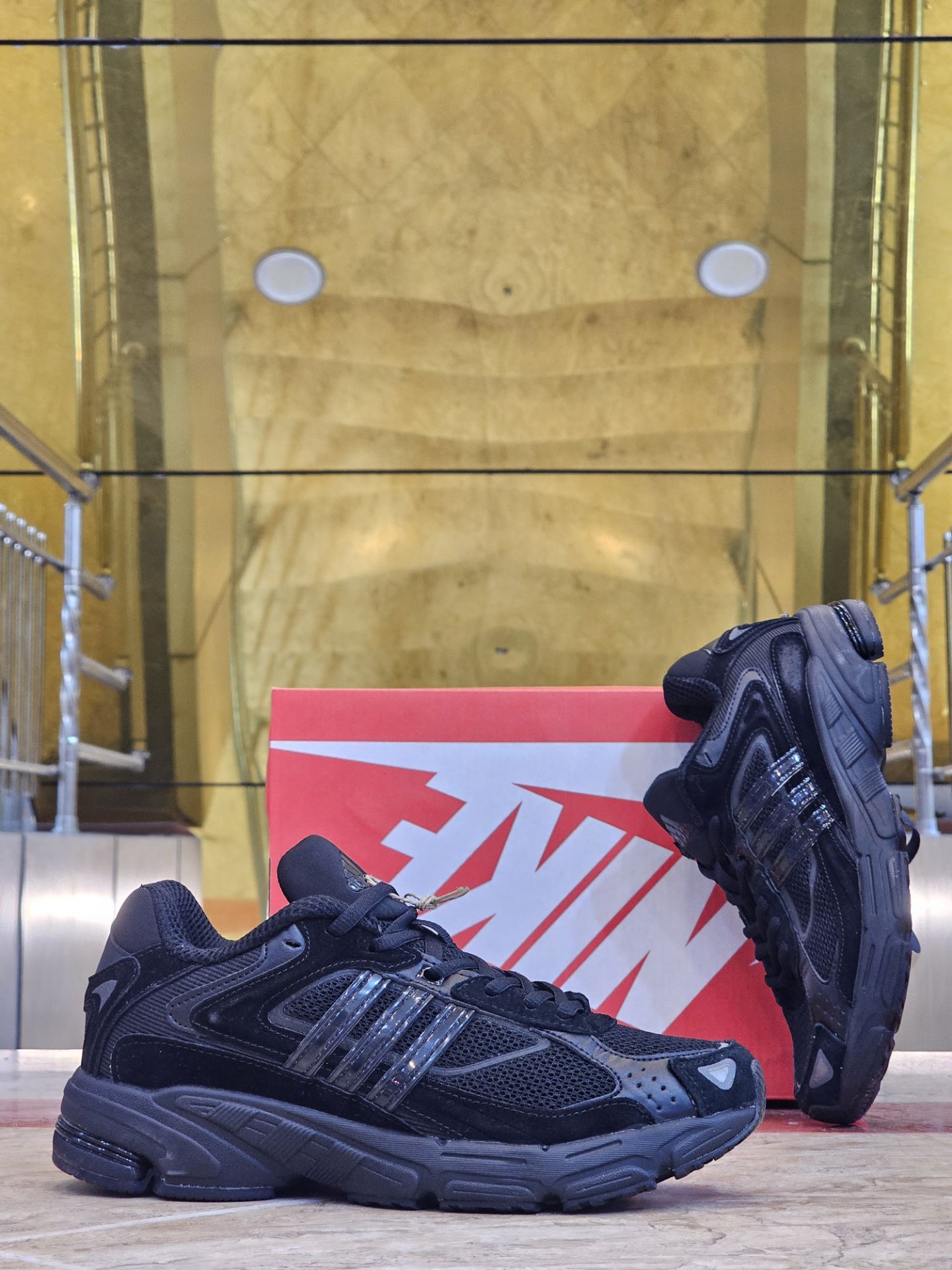 کتونی ادیداس ریسپانس CL مسترکوالیتی /سایز 40 الی 45/Adidas Response CL/فروش عمده و تک