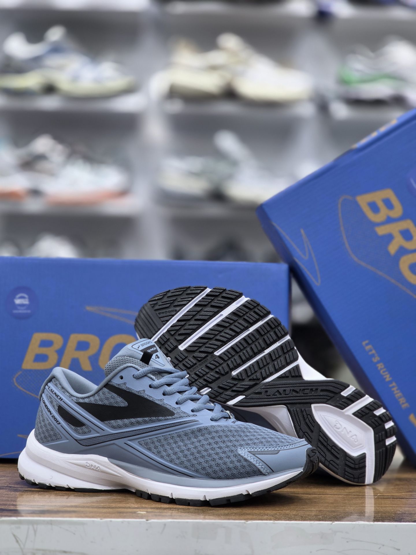 کتونی بروکس لندن 2017 مسرکوالیتی/Brooks London 2017/سایز 40 تا 45/فروش عمده و تک