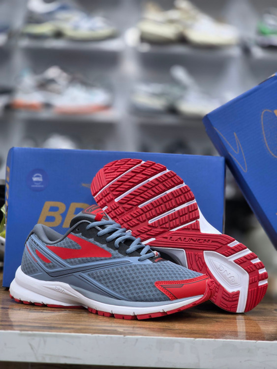 کتونی بروکس لندن 2017 مسرکوالیتی/Brooks London 2017/سایز 40 تا 45/فروش عمده و تک