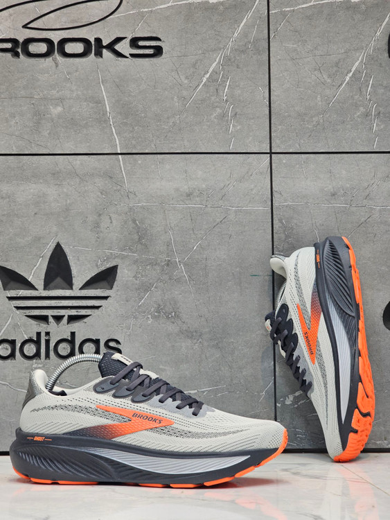 کتونی بروکس گاست 17 مسترکوالیتی /Brooks Ghost 17/سایز 40 الی 45/فروش عمده و تک