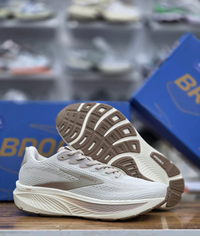 کتونی بروکس گاست 17 مسترکوالیتی /Brooks Ghost 17/سایز 40 الی 45/فروش عمده و تک