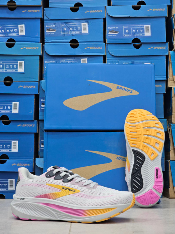 کتونی بروکس گاست 17 مسترکوالیتی /Brooks Ghost 17/سایز 40 الی 45/فروش عمده و تک