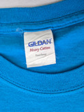 تیشرت مردانه اورجینال گیلدان (GILDAN) یقه گرد طرح Hobo Convention رنگ آبی کاربنی - استوک | سایز 2XL/3XL (عرض ۶۳ - قد ۷۹)