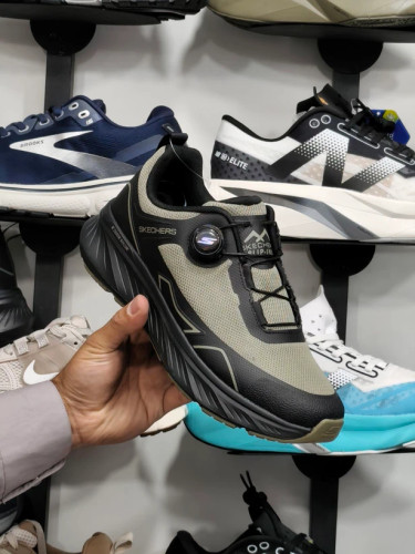 کتونی اسکیچرز مخصوص پیاده روی با بند دیسکی مسترکوالیتی /سایز 40 الی 45/Skechers Go Run/فروش عمده و تک