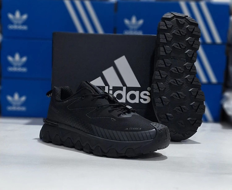 کتونی آدیداس ترکس مسترکوالیتی با زیره میشلن آلمانی /سایز 40 الی 45/Adidas Terrex/ فروش عمده و تک