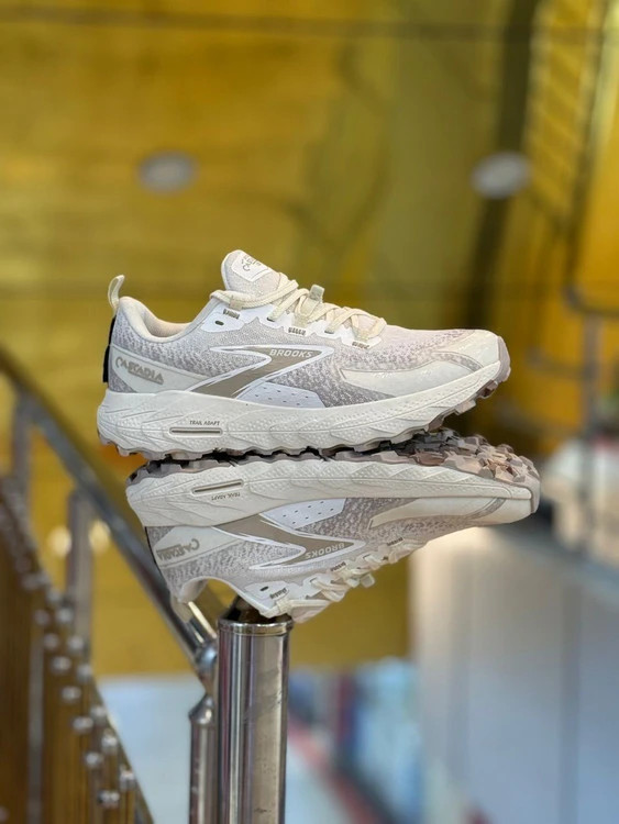 کتونی بروکس کاسکادیا 18 مسترکوالیتی / Brooks Cascadia 18 / سایز 40 تا 45 / فروش عمده و تک